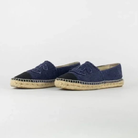Chanel Denim CC Espadrilles - Picture 4 of 10